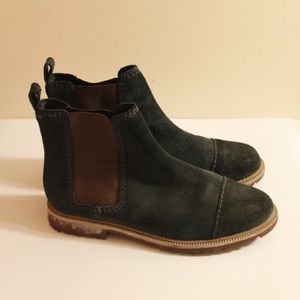 CLARKS Suede Chelsea Boots